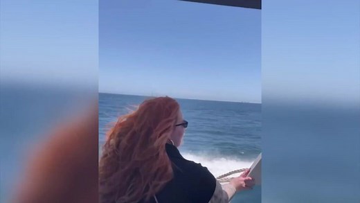Tess Holliday shares holiday videos on Instagram following anorexia diagnosis