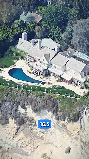 Barbra Streisand's home in California is worth $18 million#tiktok #fyp #foryou #popularacience #barbrastreisand | Real Estate of Stars