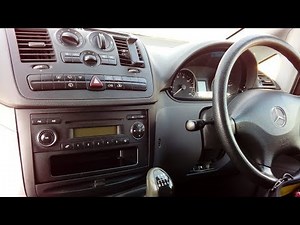 How to disassemble the car radio of a Mercedes Vito