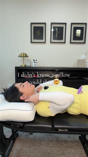 As a chiropractor, I often see patients struggling with sleep and neck pain, and I can’t stress enough the importance of a supportive pillow. That’s why I recommend the mellow Adapt Pillow. This isn’t your average pillow. Unlike traditional options, the Adapt Pillow is designed with multiple comfort zones to support your head, neck, and shoulders, no matter how you sleep—whether you’re a back sleeper, side sleeper, or someone who changes positions throughout the night. The plush, hotel-soft feel