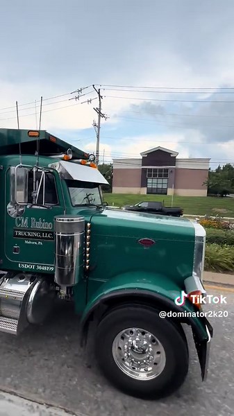 C12 2ks Peterbilt Trucking Adventures