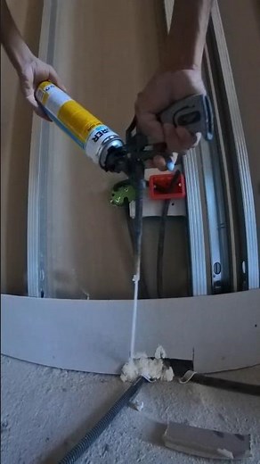 Filling Holes and Gaps Easily with Expanding Foa