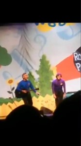 Anthony saying Lachy will sing a song about apple pie #thewiggles