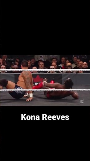WWE: Pop-Up Samoan Drop