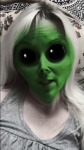 Extraterrestrial Grooves: An Alien Face Filter Music Mashup#AlienFilterFun