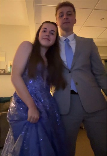 Prom Night 2025: Glamorous Prom Dresses and Jet Arrivals