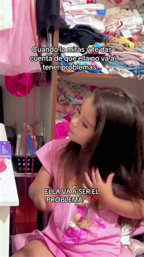 A esta edad se vuelven como unas mini adolescentes 😅😅💅🏻