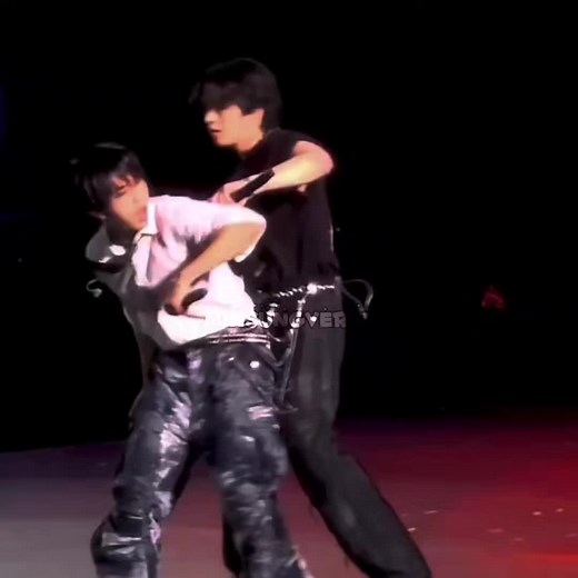 Domino Minsung #LeeKnow #HanJisung #han #minsung