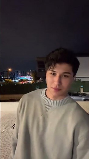 Lorna - Papi Chulo... Te Traigo El Mmmm (Official Video)Papi papi papi hahahahaha 😂