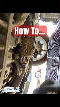 How to change oil the RIGHT way 🚗 #HowTo #CarCare