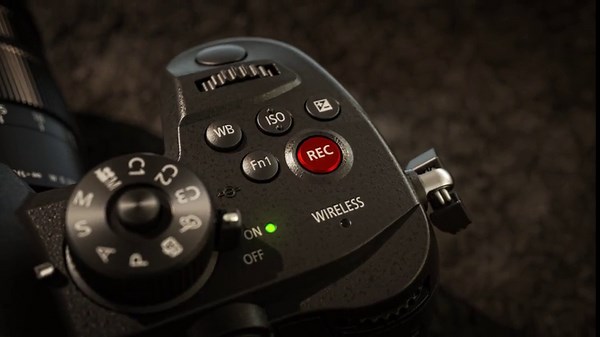 Panasonic LUMIX GH5S Body 4K Digital Camera, 10.2 Megapixel Mirrorless Camera with High-Sensitivity MOS Sensor, C4K/4K UHD 4:2:2 10-Bit, 3.2-Inch LCD, DC-GH5S (Black)