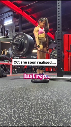 Ruby |The Female Transformation Specialist| Nutritionist on Instagram: "have you ever felt like you’re stuck because you struggle to up your weight every week or 2? let me know below⬇️ but lets do some gym girl math 2.5kg every week (x52) = 130kg per year = 390kg in 3 years WOW… we can lift houses!!!! you're not going to progress that fast no really.. if that were possible… we’d all be repping deadlifts with a car. Yes you need to use progressive overload… but that’s not linear either and HOW yo