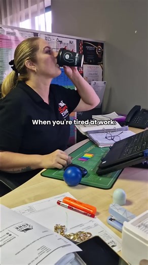 When the tiredness starts showing in the little things… 😭 Reading the same email 5 times Walking into a room and forgetting why …or trying to use your stress ball as a mouse 🖱️ Yeah… It’s been that kind of day. #WorkTok #POV #OfficeLife #Relatable #9to5Life