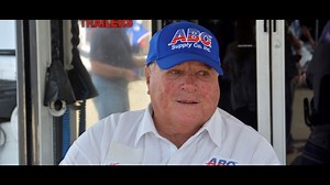 A.J. Foyt briefly hospitalized after attack of killer bees