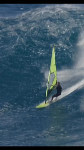 Jaws opening day 📹 : @acl_cinema @goyawindsurfing @mfchawaii | Marcilio Browne