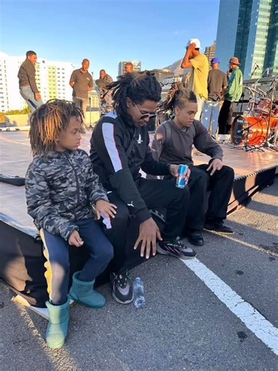 "STRAATE" - BLIKSEMSTRAAL TYPE BEAT (@Definitely Andrew x @javiifontain)