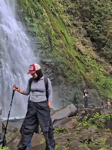 keindahan ciptaan allah🤩 #curugbogor #curugcibeureum #healing #fy