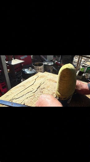 HOW TO CLEAN A SPARK PLUG