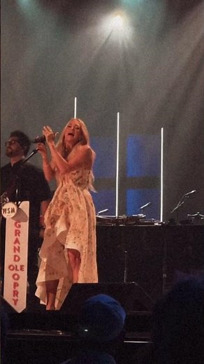Carrie Underwood - Something In The Water Live