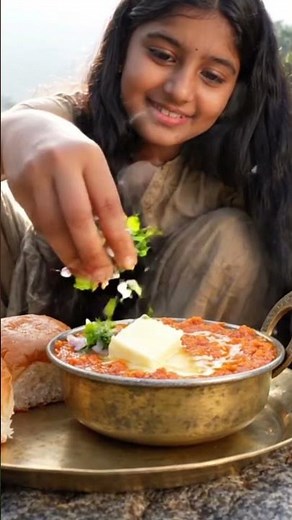 Riverside Cooking by Beautiful Village Girl Traditional Indian Outdoor #cooking #villagelife #shorts
