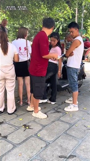 #搞笑 #看一遍笑一遍 #意想不到的结局 虚构演绎。仅供娱乐。 请勿模仿。#劇情#鄉村#搞笑#shorts