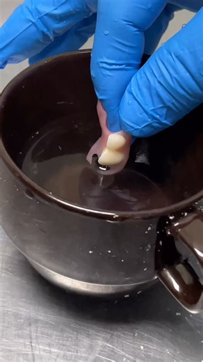 Luke Kahng | Too tight?… use this method from Alex !@poscadentalsupply | Instagram