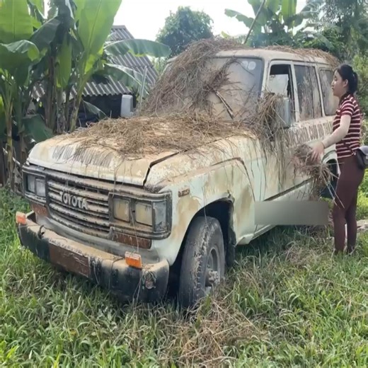 Challenge_the_girl_to repair and restore a 1960 Toyota Land Cruiser | Pues