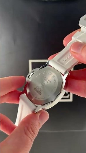 Panerai Luminor Marina Automatic 44mm Steel Mens Watch PAM00104 Review | SwissWatchExpo
