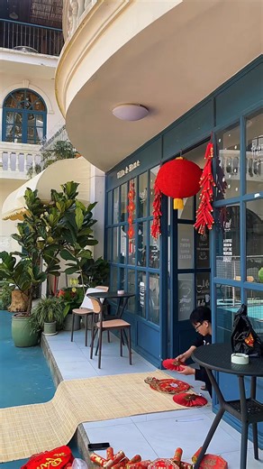 Chu Mansion đã có không khí Tết 🎋 nhiều ưu đãi hấp dẫn dành cho khách đặt phòng dịp Tết này 🧧✨ | Chu Mansion - Chill & Grill and Pickeball