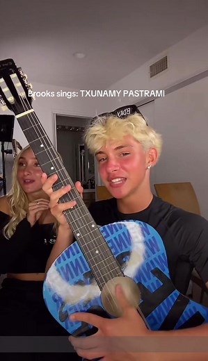 Brooks Sings Txunamy Pastrami: A Delightful Performance