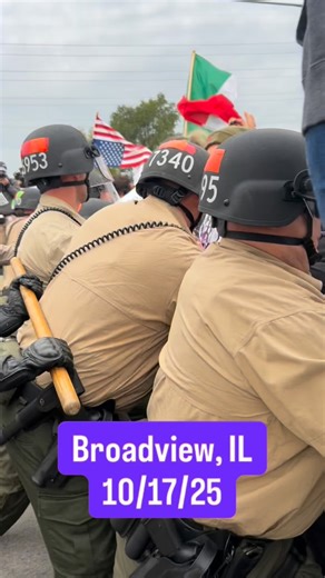 Clashing between IL State Police and protesters this morning in Broadview. As of posting this, 11 people have been arrested according to ISP. I didn’t see any tear gas or smoke deployed. After this scuffle most of the morning remained calm with protesters chanting, shouting, and playing music. Follow @nbcchicago for latest developments from Broadview today. | Jenn Schanz