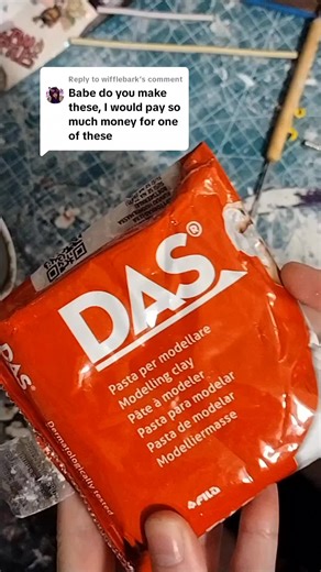 Replying to @wifflebark can't really take on commissions, but here's my attempt at a tutorial so you can make them without me #clay #art