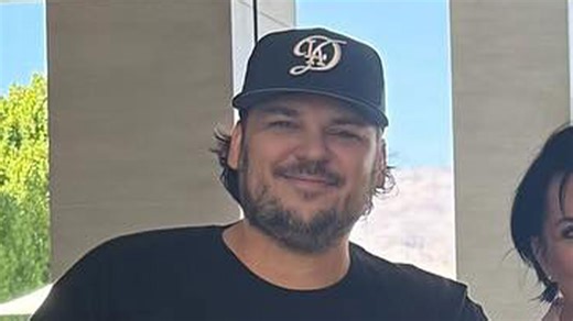 Rob Kardashian spotted for first time in 3 years & fans say he looks ‘so good’