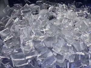 [Hot Item] Versatile Ice Machine with Multiple Ice Sizes for Various Needs