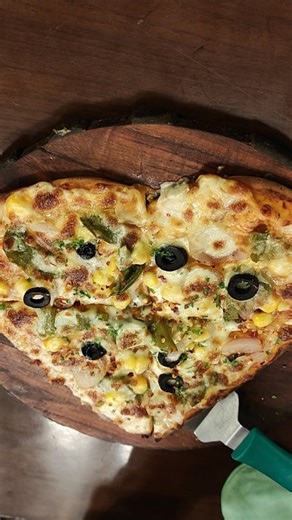 Supragya Pandey on Instagram: "Food kinda sus 廊 follow for more . . . . . [Fast Food, Swiggy, Zomato, Online Order, Vegetarian, Soya Chap, Protein, Health, Fitness, Comedy] #viralreels #fyp #reelsindia #reelsinstagram #relatable #reels"