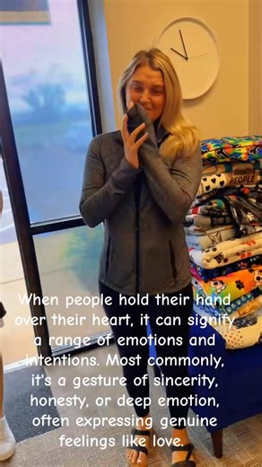 We have captured the emotional meeting of a few of our adoptions. It’s amazing to meet so many people who have traveled both near or far to rescue their match™️ | Michigan Doodle Rescue Connect