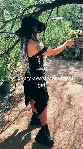Sinful Sindel (@sinful_sindel)’s videos with you go down just like buddy holly - death ramps