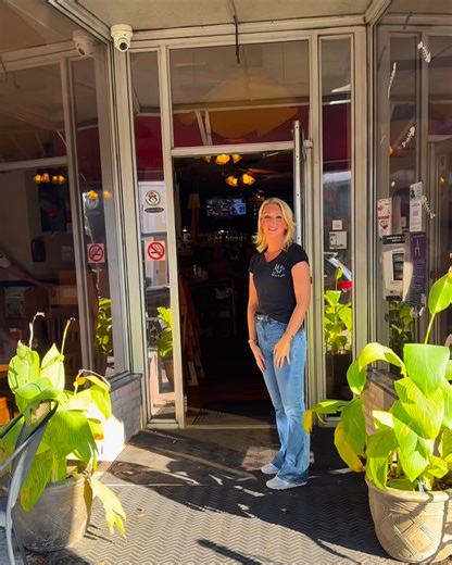 We hope to see you during the holiday season🎄 Be sure to shop & dine local❤️ | MJ's Raw Bar & Grille