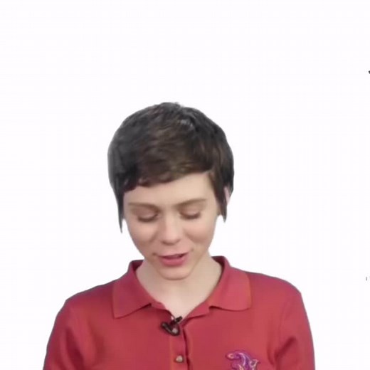 Sophia Lillis Meeting Bill Skarsgård | Beverly Marsh IT Clip