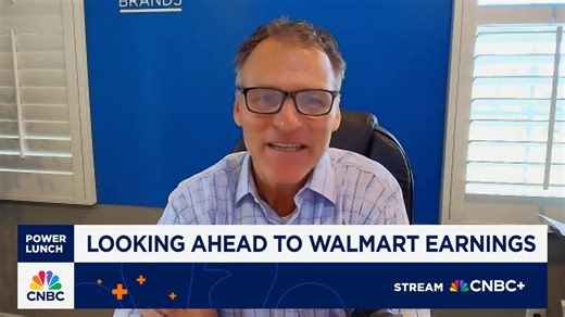 Walmart is on verge of major breakout, says Accuvest's Clark