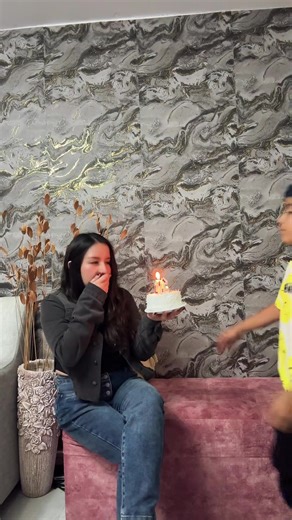 Nunca encontré un trébol de 4 hojas 🍀 pero hace 10 años el Dr me dijo felicidades vas a tener un niño 💙 Supongo la suerte llega de diferentes maneras.. 🥰🥹 Feliz cumpleaños mi amor ❤️