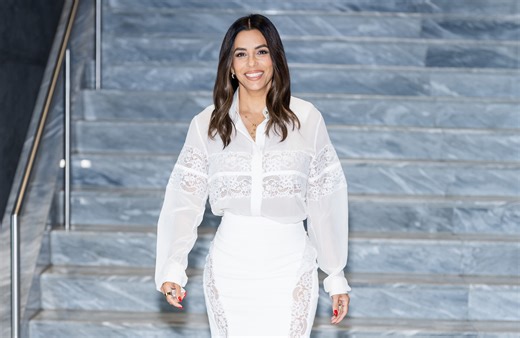 Bague Oura, magnésium, bain froid... À 51 ans, Eva Longoria dévoile sa routine pour garder la forme - Elle