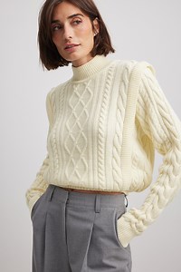 Cable Knit Crop Sweater Offwhite
