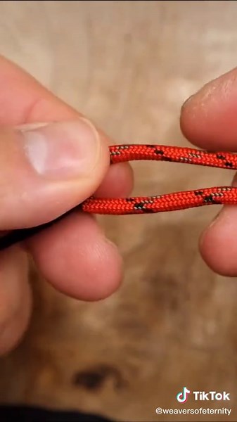 DIY Paracord Face Mask Lanyard Tutorial