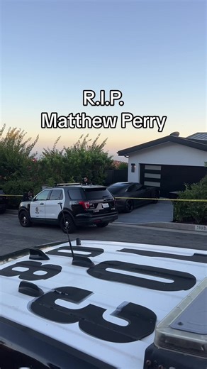 Exclusive video from Matthew Perry's home shortly after the news had broke that the Friends actor had passed away inside his Pacific Palisades residence seen here. #matthewperry #ripmatthewperry #breakingnews #friends #mattperry #joyofeverything