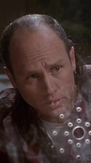 Mike Judge's Uncredited Role In Serving Sara (2002) Mike Judge, an American animator, writer, and director, is a name synonymous with satirical humor. Born in Ecuador in 1962, Judge's background is as unexpected as his career path. Though he holds a physics degree from the University of California, San Diego, his true passion lay elsewhere. Judge's artistic side emerged in Texas, where he dabbled in music before discovering animation. Inspired by animation festivals, he began creating his own sh