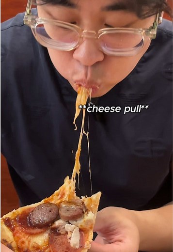 Arthur's Pizza: Bondi Junction's Best Pizza Spot