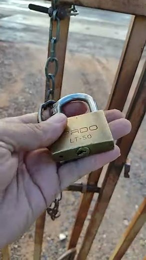 Dica para não perder o cadeado do portão, fixar cadeado no portão de sitio #oscarmt