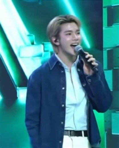 Fourth Nattawat The Wall Song: Fourth ร้องเพลง ร้องข้ามกำแพง