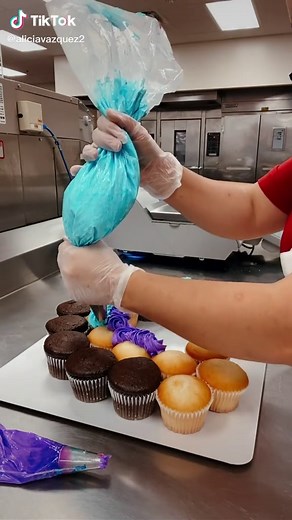 Rainbow Cupcake Pull-Apart Cake Decorating at Target Bakery